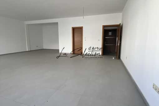Nuovi spazi per uffici in vendita presso l'edificio YASMINE